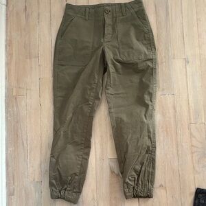 Banana Republic Cropped Pant